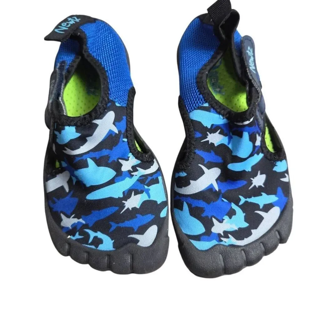 Newtz water shoes 11/12